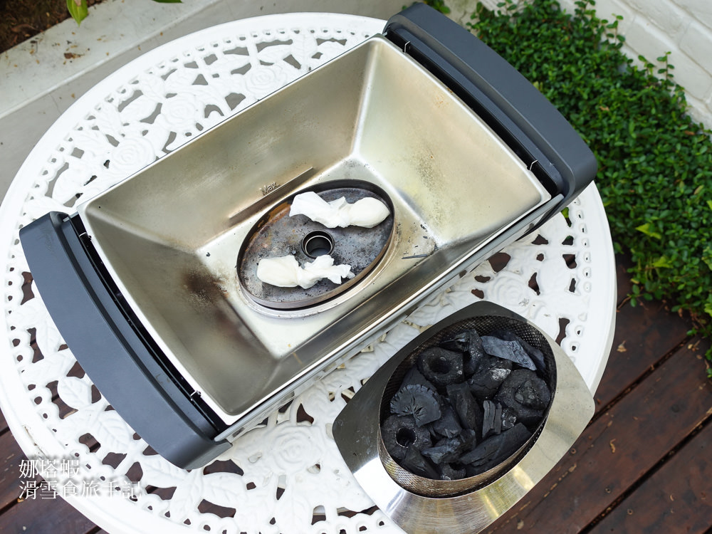 中秋烤肉爐、露營烤肉爐推薦,德國Enders桌面式木炭烤肉爐使用心得,輕鬆優雅不費力! - 第4張圖 中秋烤肉爐、露營烤肉爐推薦,Enders桌面式木炭烤肉爐使用心得,限時團購優惠!