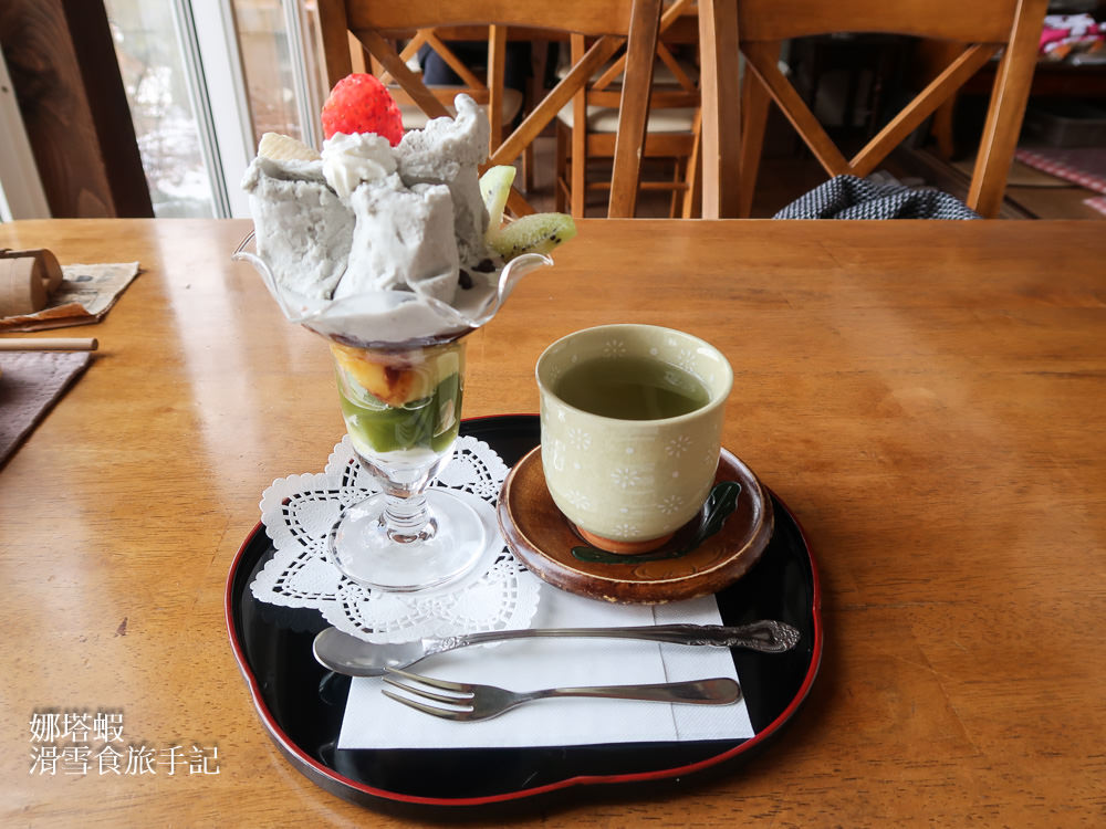 函館美食︱八幡坂百年老屋建築「茶房 菊泉」美味甜點聖代