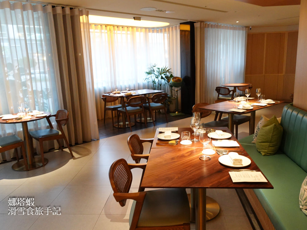 台中美食推薦-FReNCHIE FReNCHIE 法式餐酒館.春季菜單.包廂分享 - 第3張圖 FReNCHIE FReNCHIE 台中法式餐酒館.春季菜單.包廂分享