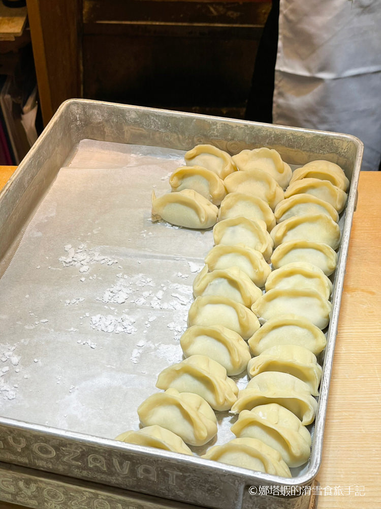 東京品川美食︱Gyouza Mania餃子狂熱者，米其林南指南推薦，有香菜、紫蘇水餃！