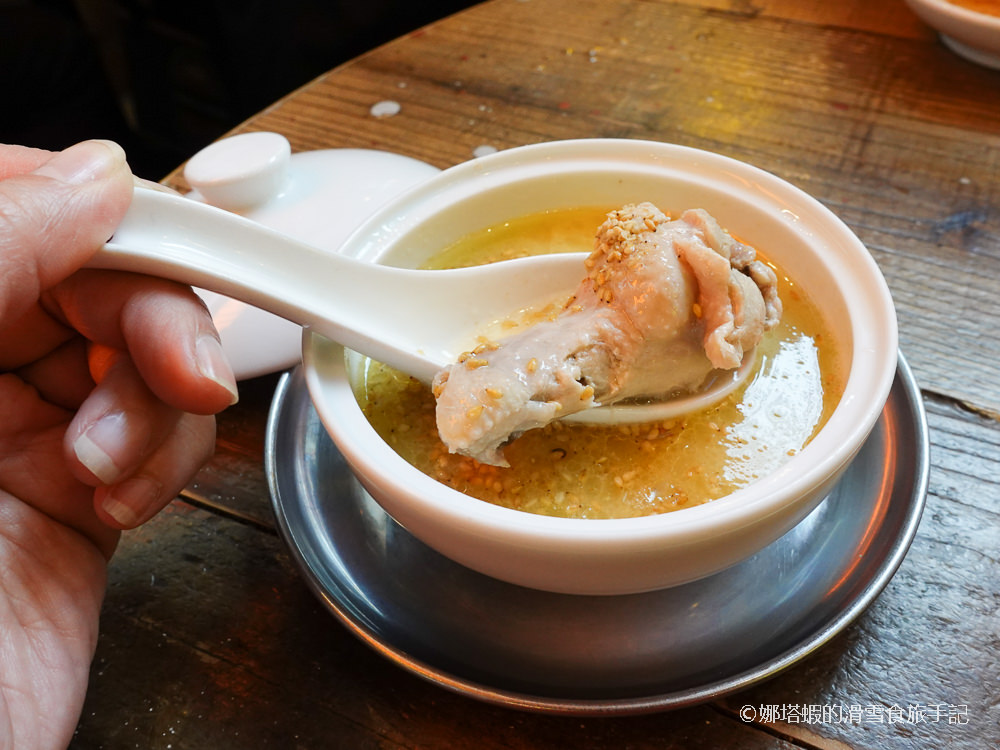 東京品川美食︱Gyouza Mania餃子狂熱者，米其林南指南推薦，有香菜、紫蘇水餃！