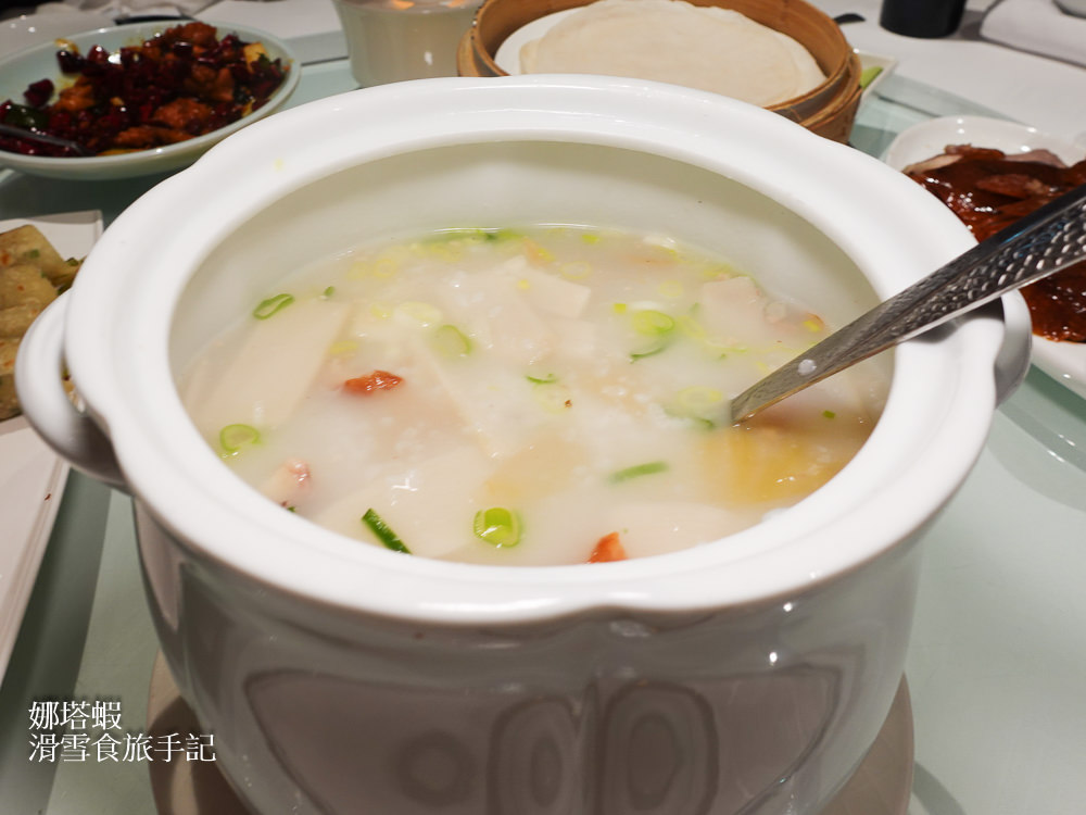 國賓川菜廳︱米其林指南推薦．招牌掛爐烤鴨