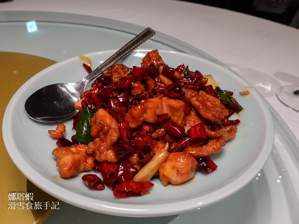 國賓川菜廳︱米其林指南推薦.招牌掛爐烤鴨&一鴨二吃 - 第3張圖 國賓川菜廳︱米其林指南推薦.招牌掛爐烤鴨