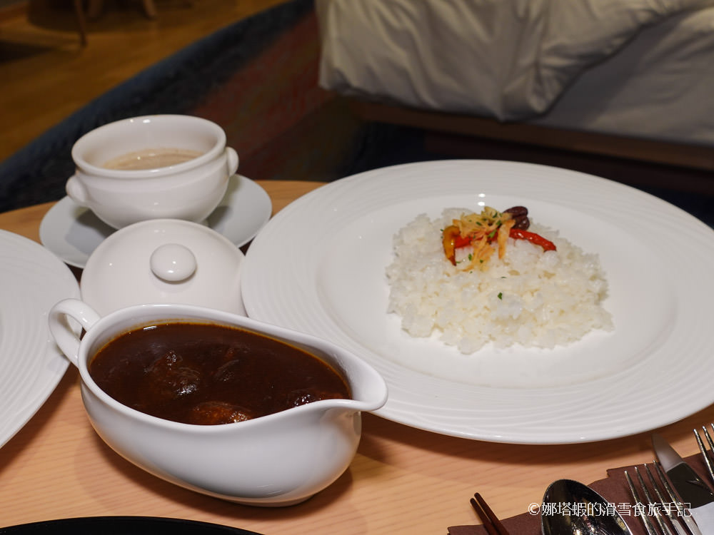 安比高原ANA洲際酒店─晚餐點了Room Service還有精彩早餐! 