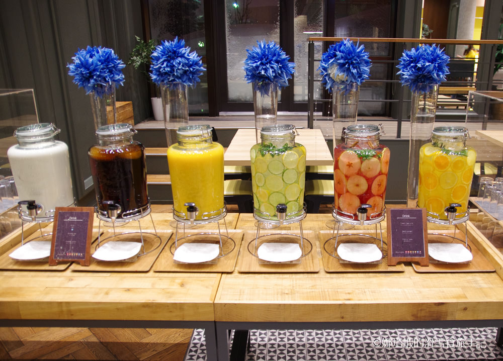 OMO7旭川by 星野集團，美麗的北海道早餐，鹹甜鬆餅都好吃! 