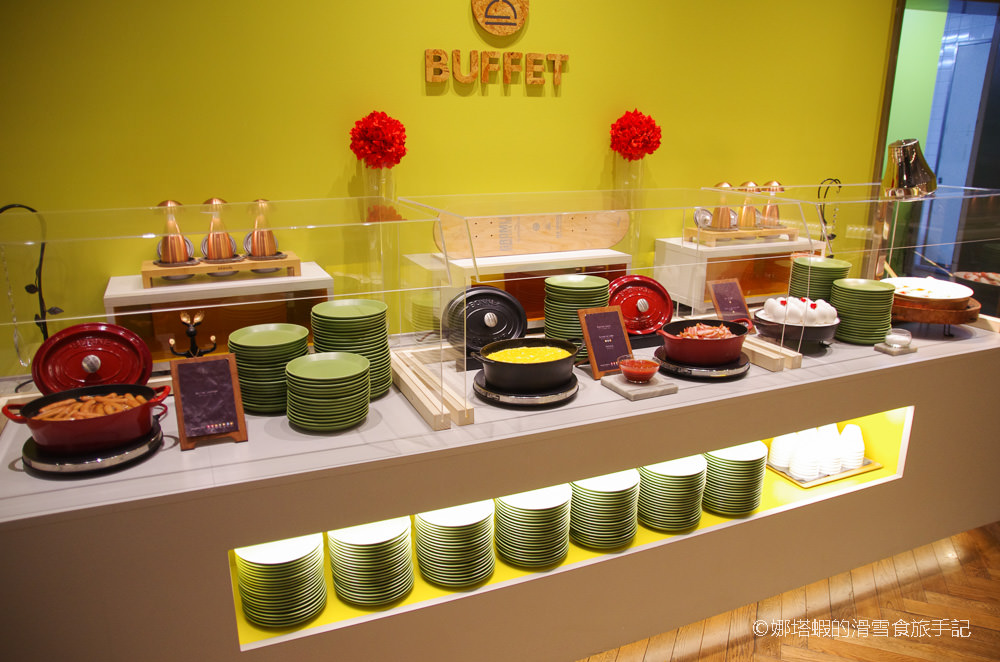 OMO7旭川by 星野集團，美麗的北海道早餐，鹹甜鬆餅都好吃! 