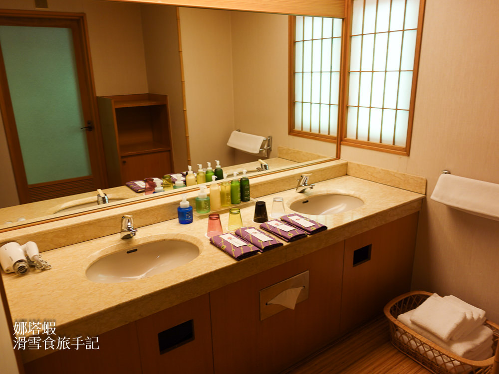 界日光_星野集團的頂級溫泉旅宿_中禪寺湖景房的奢華空間