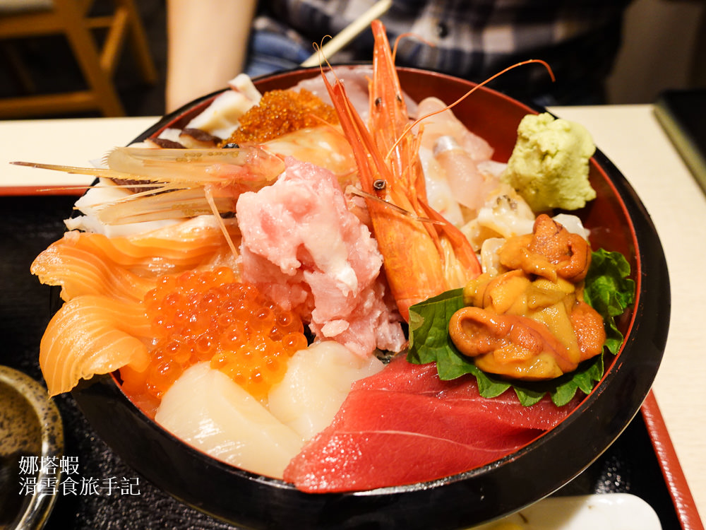 札幌車站美食︱「浜っ子居酒屋」讀賣北海道大廈店，大口吃海鮮丼與白老牛