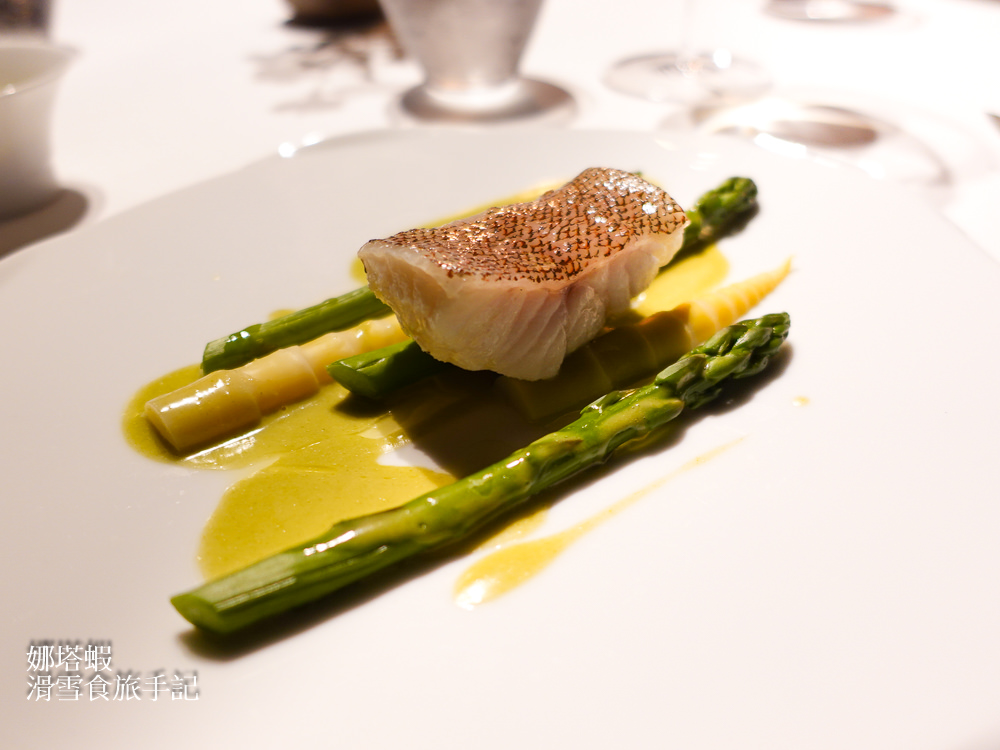 東京米其林三星餐廳︱L’Effervescence ,完美演繹日法融合的法式料理,好評大推 - 第15張圖 東京米其林三星︱L’Effervescence ,完美演繹日法融合法式料理