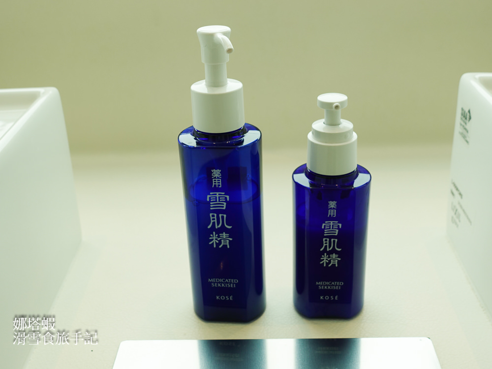 東京羽田機場貴賓室體驗︱ANA LOUNGE 全日空商務艙貴賓室，現做握壽司與氣泡酒、啤酒自助吧