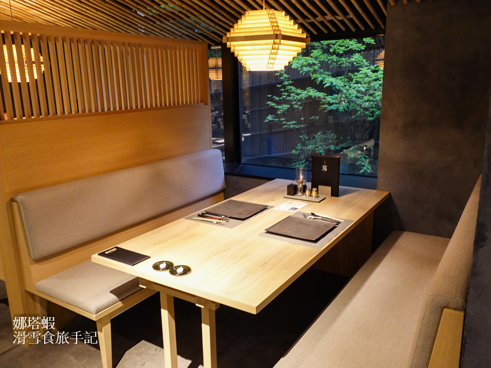 草津溫泉「裏草津蕩TOU旅館」燈璃餐廳，和洋風格融合的美味早、晚餐