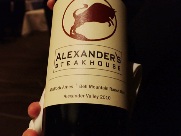 乾式熟成牛排的華麗風味，亞歷山大牛排最懂(Alexander's Steakhouse)