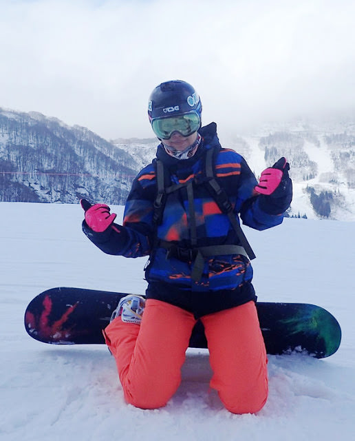 【滑雪裝備開箱】Snowboarder不可缺的好幫手-BURTON AK後背包 