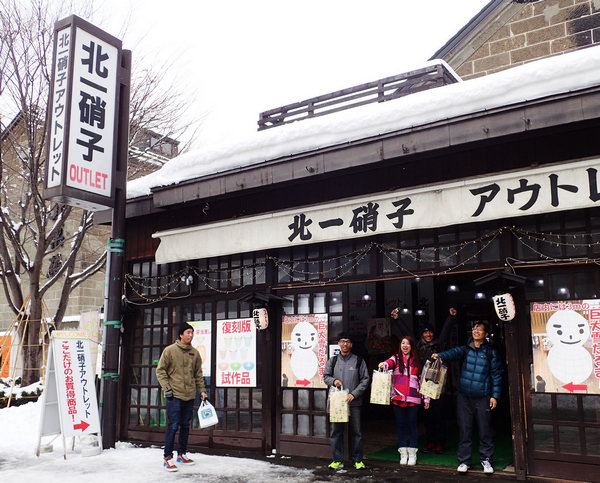 北海道小樽私密景點，北一硝子咖啡館浪漫指數滿點