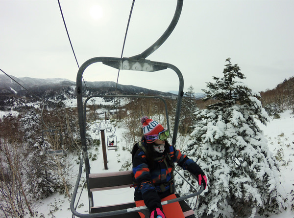 【日本滑雪．群馬】萬座溫泉滑雪場，坐擁雄偉群山風光