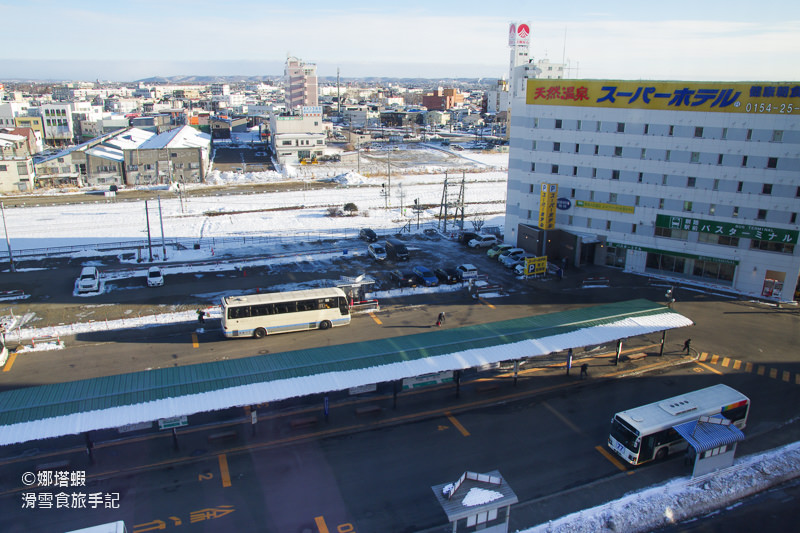 釧路住宿︱釧路皇冠山飯店，車站對面、提供茶泡飯消夜和免費洗衣機