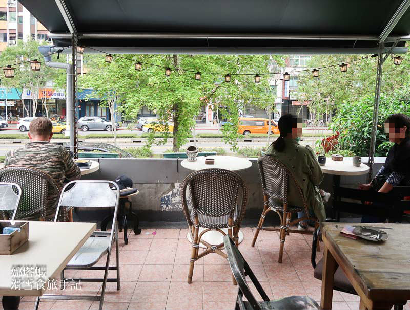 信義安和｜congrats cafe老屋改建、推薦給喜歡安靜咖啡廳的你