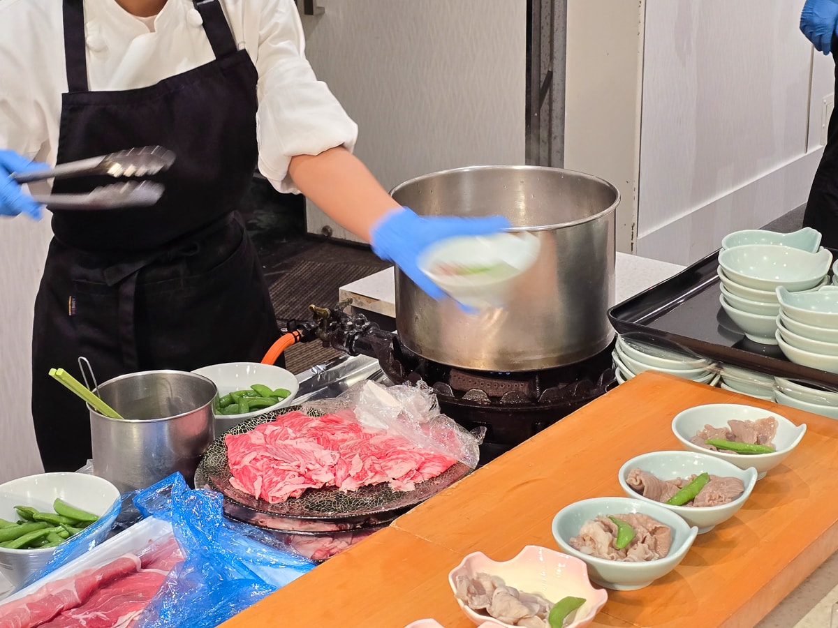 安比高原住宿推薦_ANA皇冠假日度假飯店住宿心得_ski in/out_新房型&飯店設施&餐廳美食分享