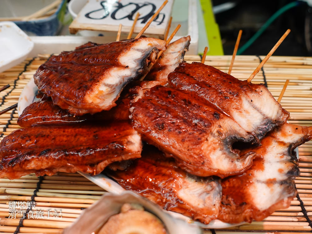 大阪黑門市場︱2023必吃美食攻略，大口吃生魚片、海鮮丼、海膽、烤鰻魚！