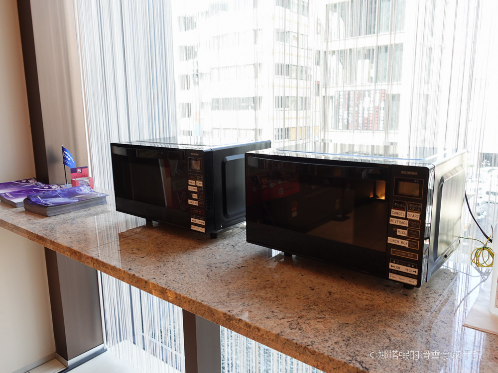 東京住宿︱六本木Remm雷姆飯店，起床就看到東京鐵塔、房間有按摩椅！