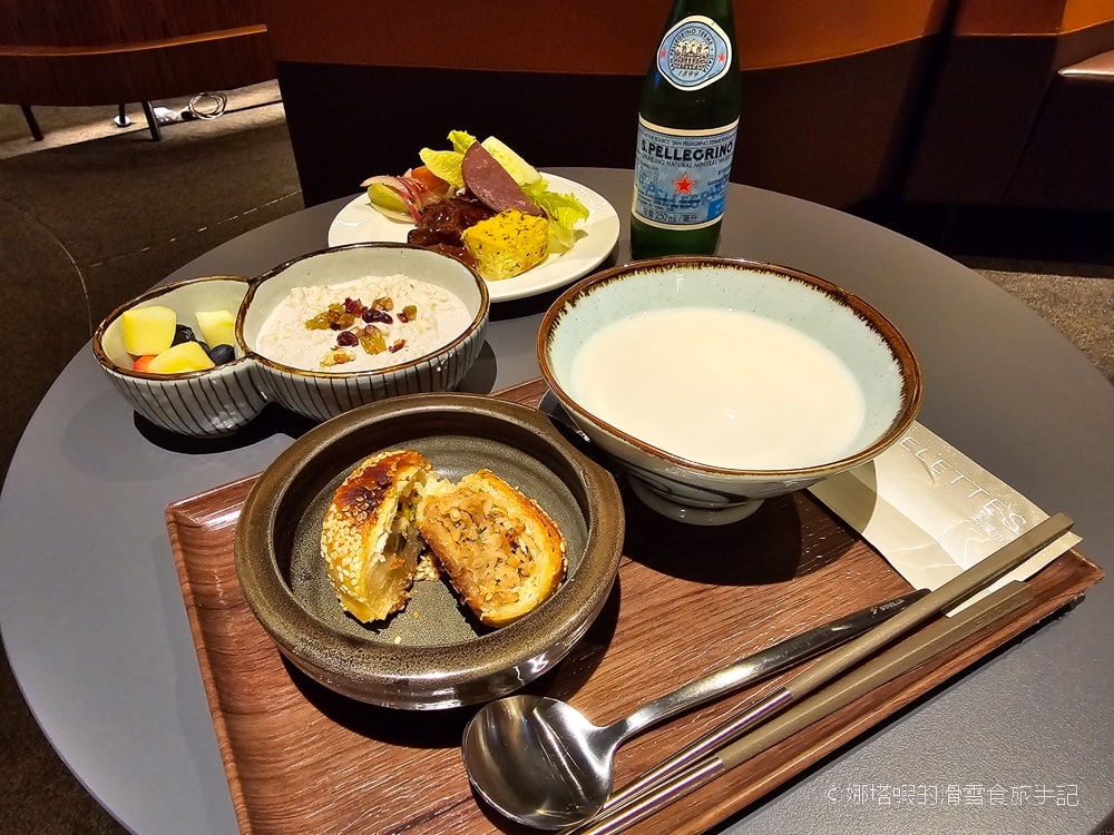 星宇航空桃園機場第一航廈貴賓室_GALACTIC LOUNGE_阜航豆漿早餐超讚