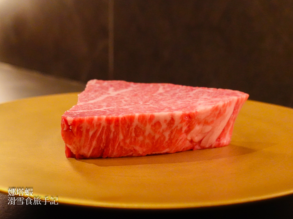 札幌高級燒肉餐廳_北海道燒肉 北牛_北うし_殿堂級美味和牛燒肉_有包廂_專人燒烤服務