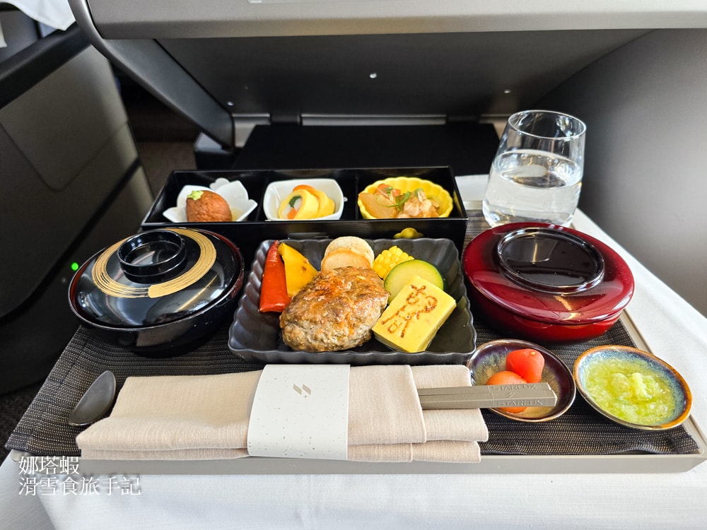星宇航空X史努比聯名航班超可愛_台北飛北海道新千歲_A330-900NEO商務艙飛行紀錄