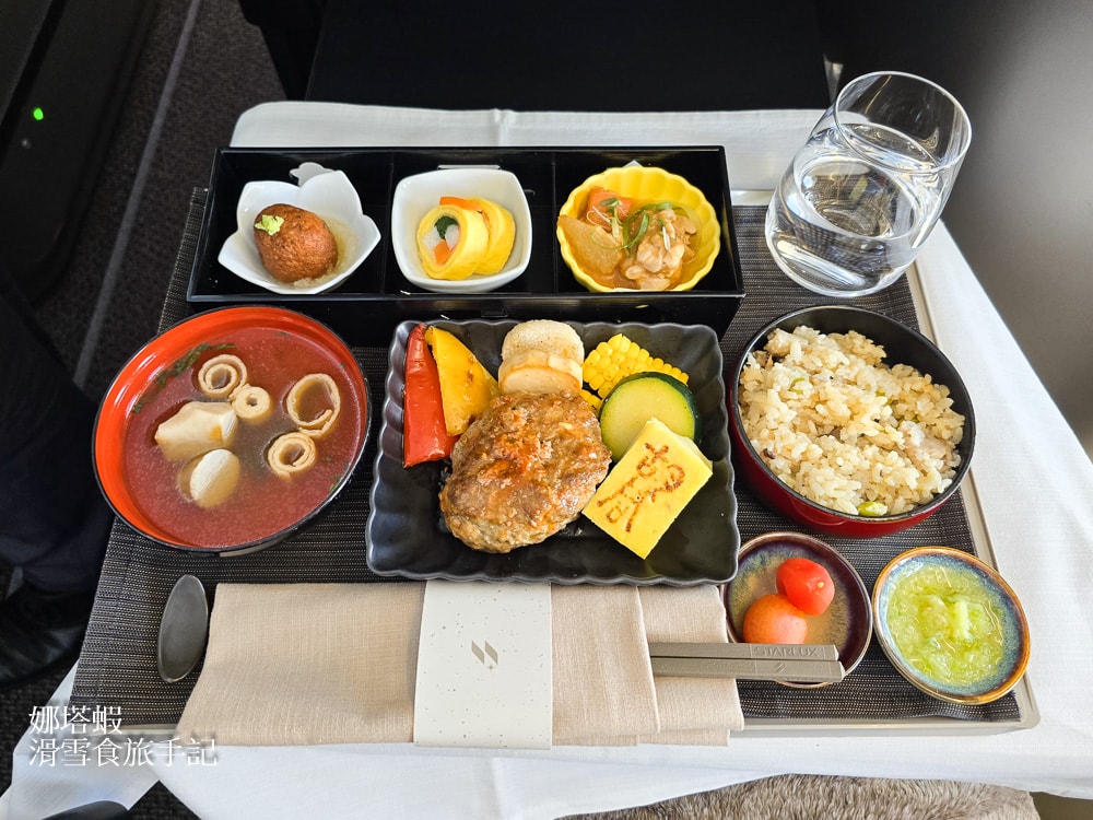 星宇航空X史努比聯名航班超可愛_台北飛北海道新千歲_A330-900NEO商務艙飛行紀錄