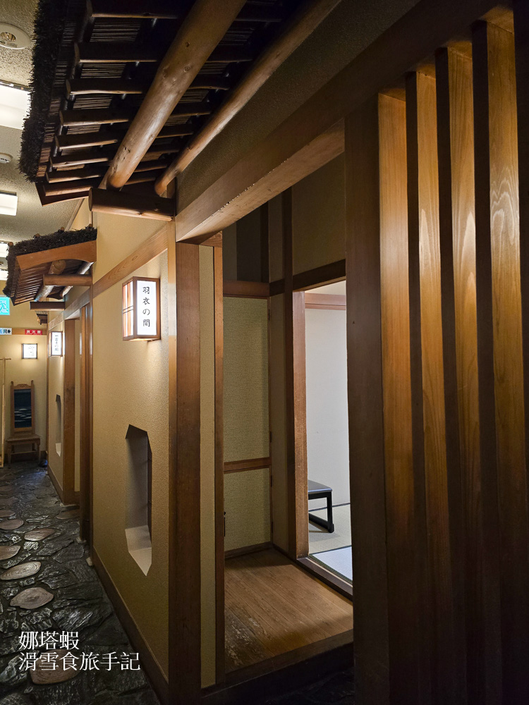 旭川美食「天金本店」居酒屋，推薦必點海膽涮涮鍋、雙色烤鰻魚、鄉土天婦羅，有包廂