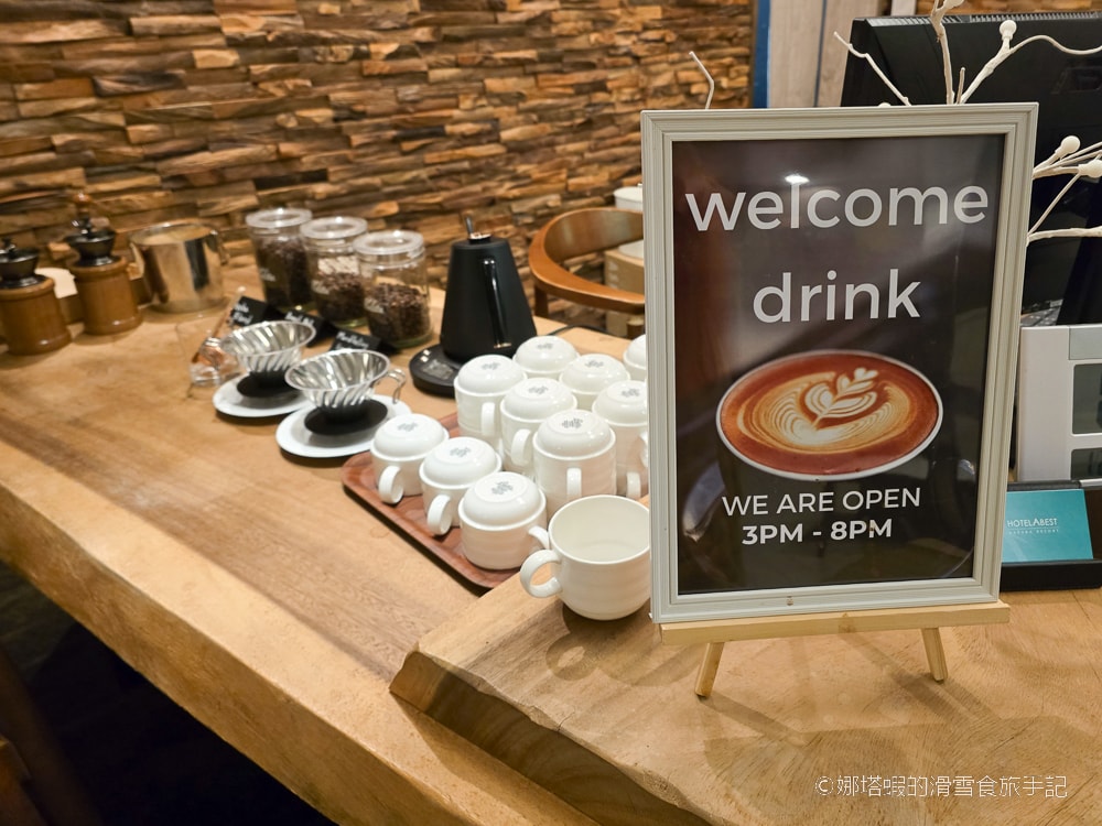 白馬五龍滑雪場住宿_亞貝斯特白馬度假村飯店_雪場步行3分鐘_有溫泉和停車場