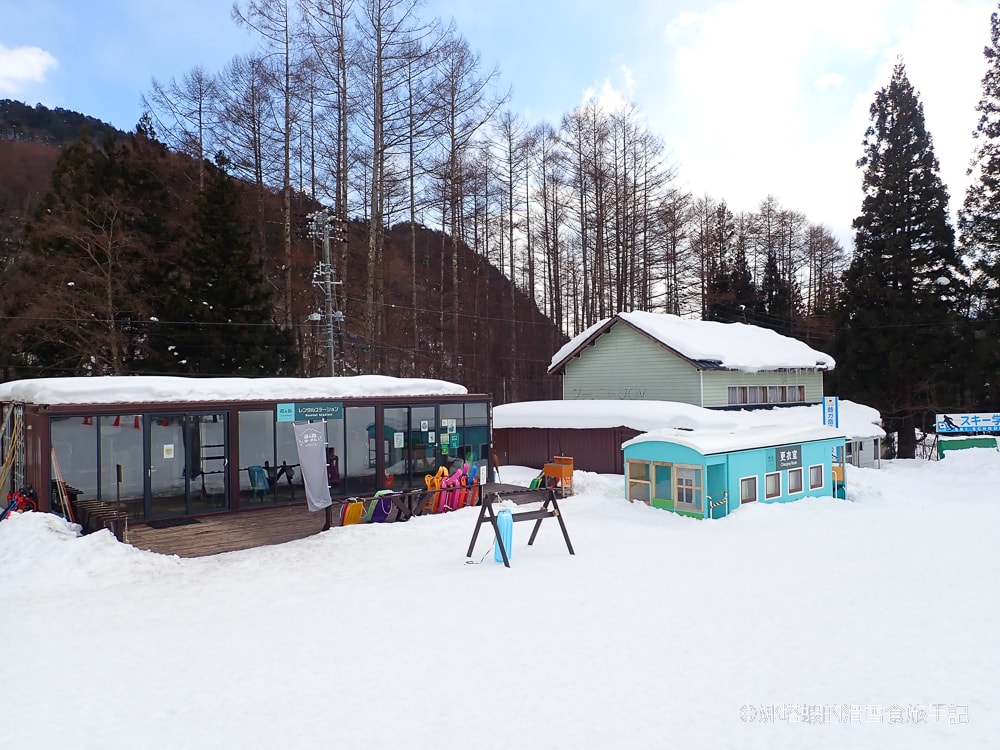 白馬爺岳滑雪場攻略_推薦滑雪新手練功_鄰近溫泉鄉_雪地摩托車穿梭樹林超刺激