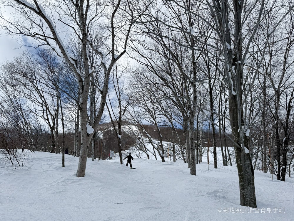 班尾高原滑雪場攻略，雪道、住宿、美食詳細介紹，天然地形多，半管樹林超好玩