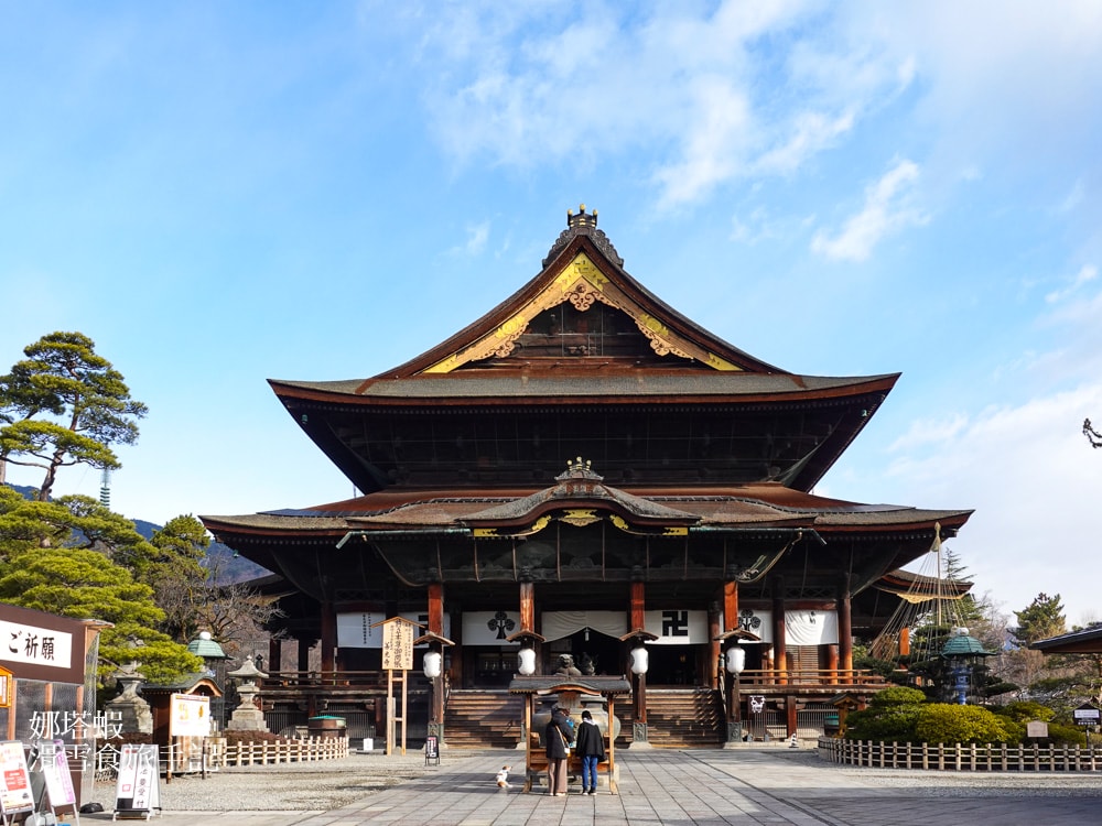 長野市必去景點推薦_千年歷史善光寺_戶隱神社百年杉木林道_森之站雪地帳篷享受美食