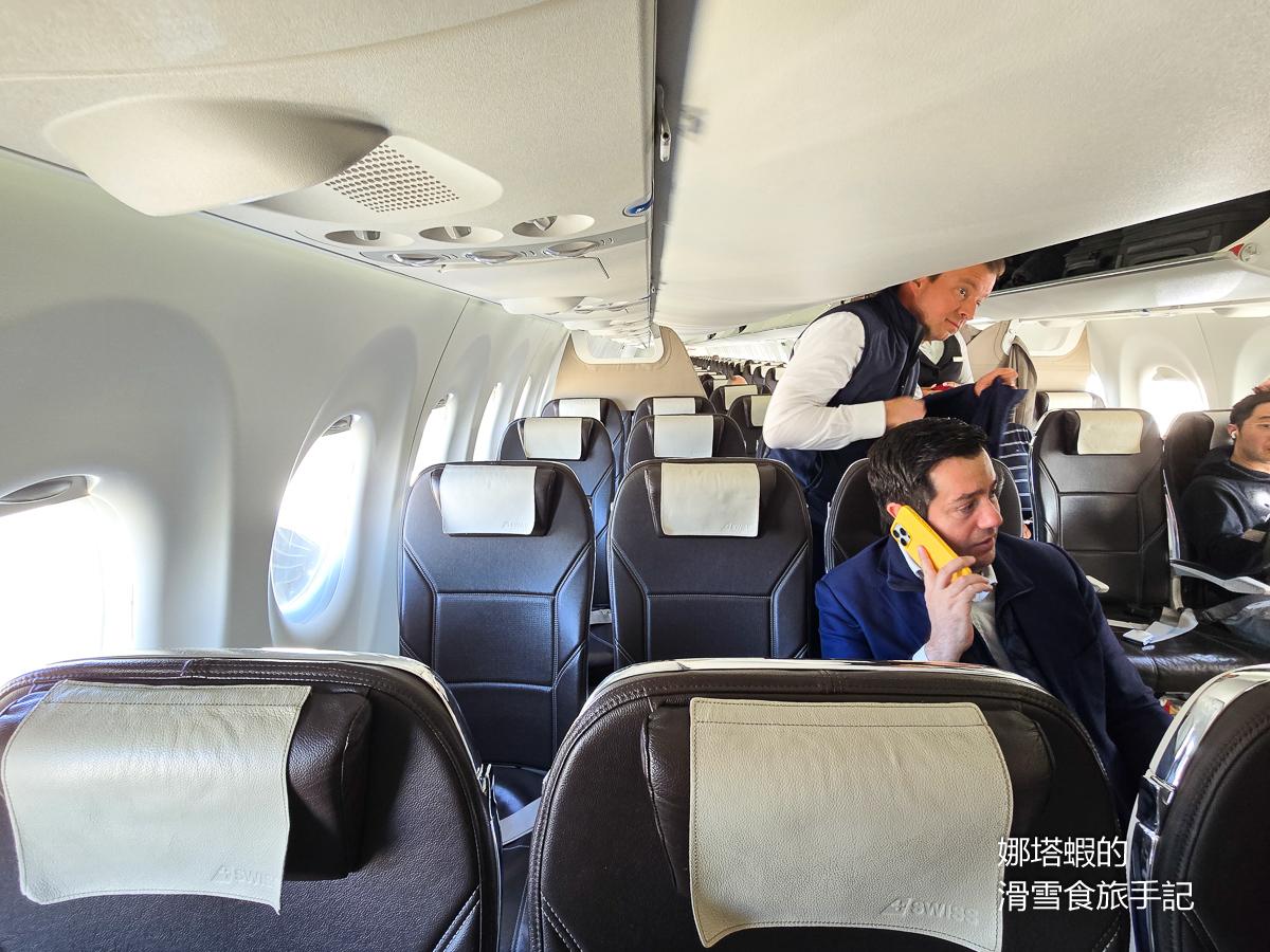 瑞士航空商務艙心得_香檳搭配瑞士巧克力真不賴