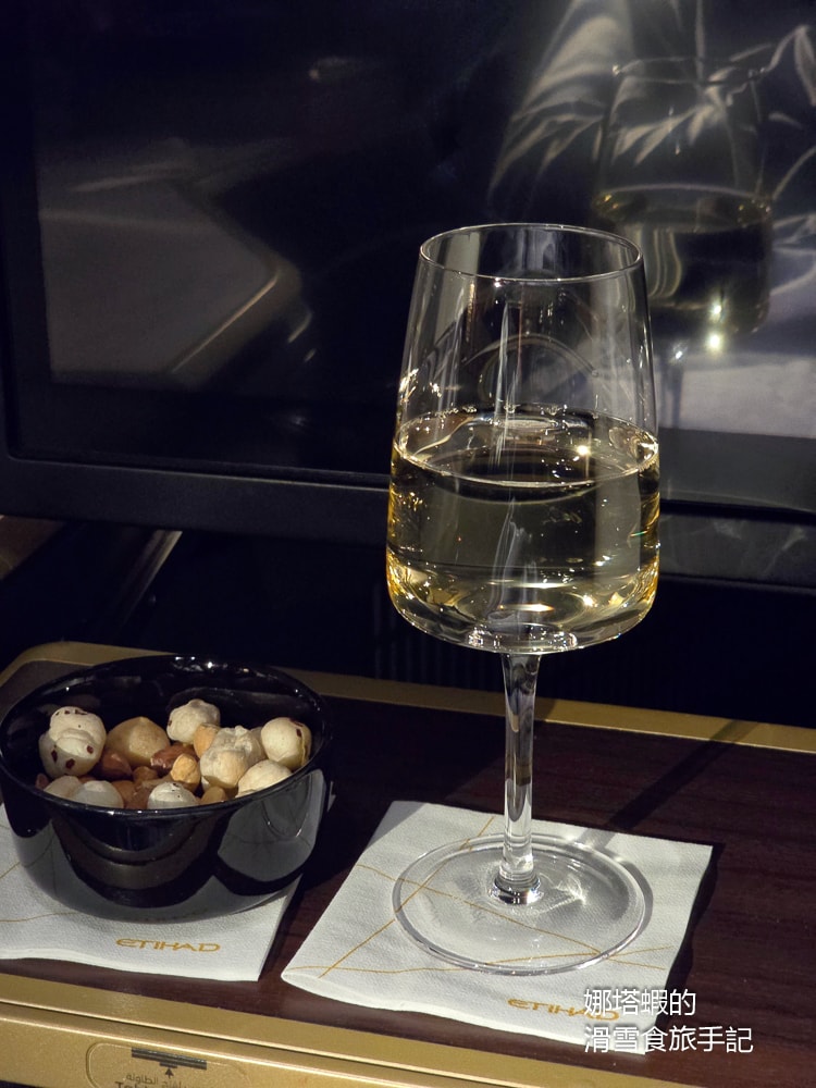 阿提哈德商務艙餐點心得