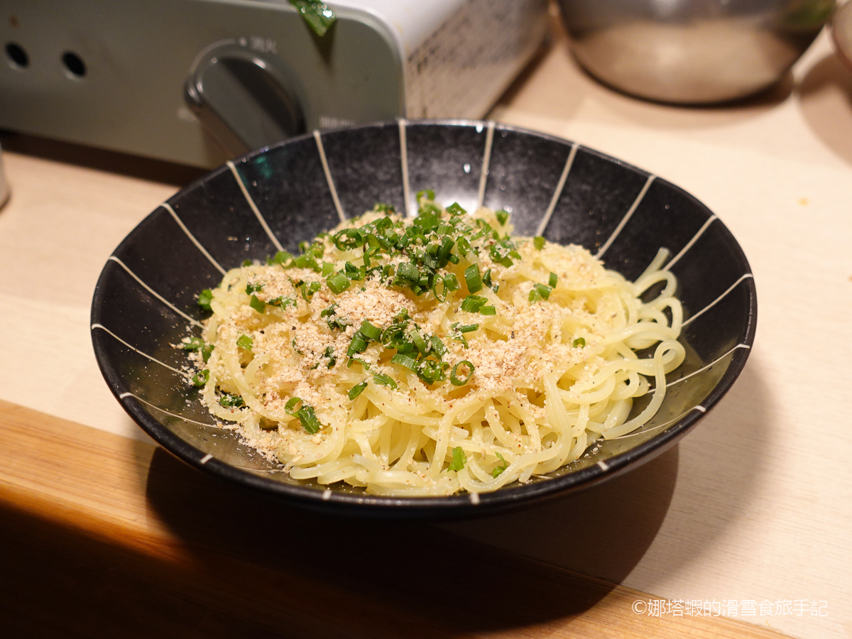 福岡居酒屋推薦「爐端あほう鳥 中洲店」,道地牛腸鍋與雞肉刺身料理 - 第14張圖 福岡居酒屋推薦「爐端あほう鳥 中洲店」,道地牛腸鍋與生雞肉料理