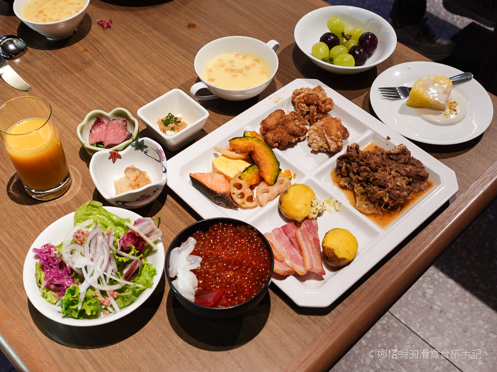 札幌索拉利亞西鐵飯店，札幌車站步行5分鐘，早餐鮭魚卵海鮮丼吃到飽